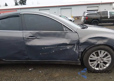 2009 Mazda Mazda6 I Grand Touring z USA, uszkodzony, nr VIN 1YVHP82A995M13645